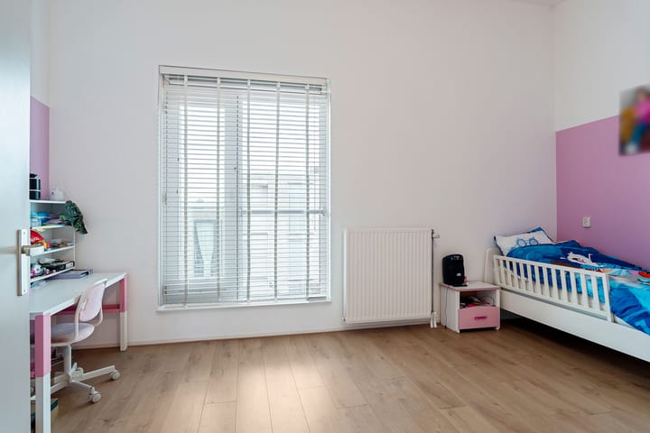 Foto 34 van Meerkoetstraat 48