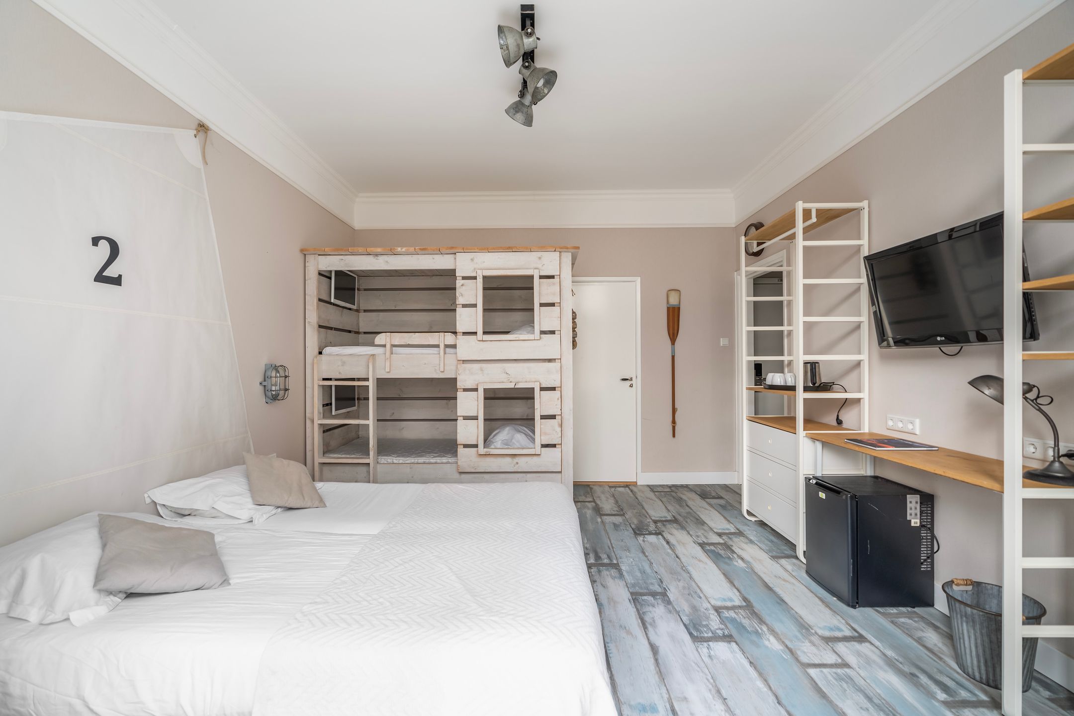 Foto 9 van Renbaanstraat 12