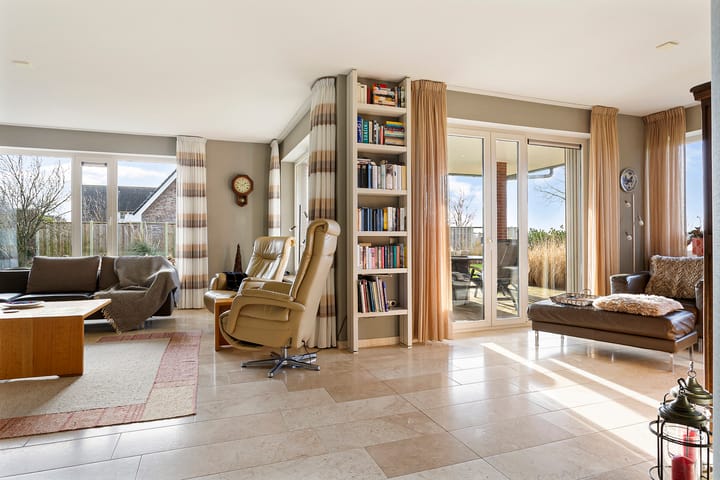 Foto 11 van Veenschapswijk 43