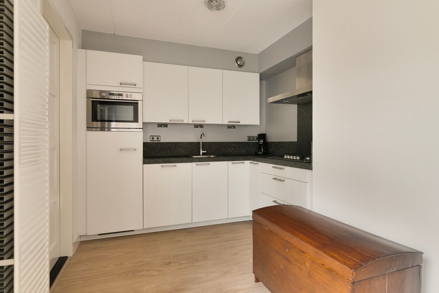 Photo 4 of Dissel 27