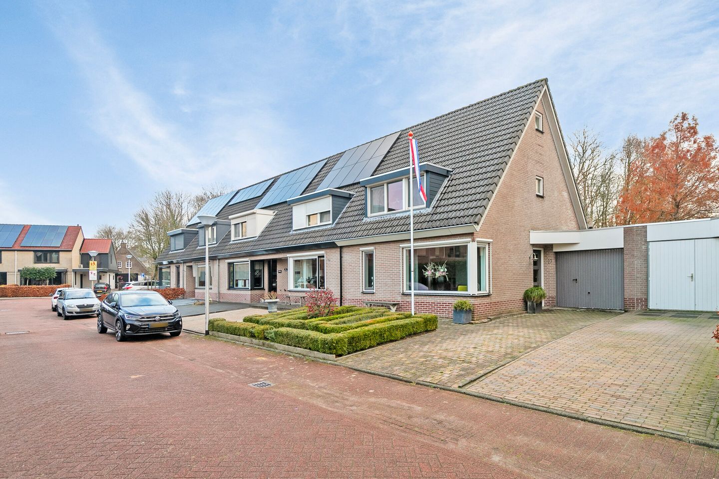 Photo 10 of Dissel 27