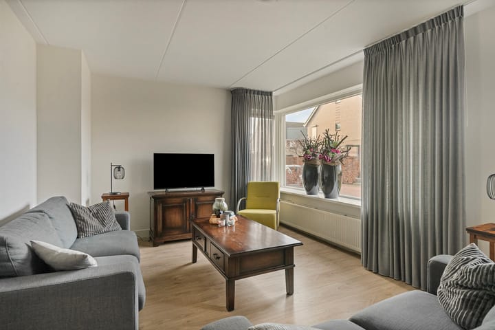 Foto 14 van Dissel 27