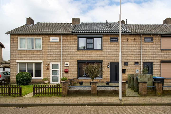 Photo 1 of Seringenstraat 23