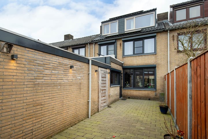 Photo 35 of Seringenstraat 23