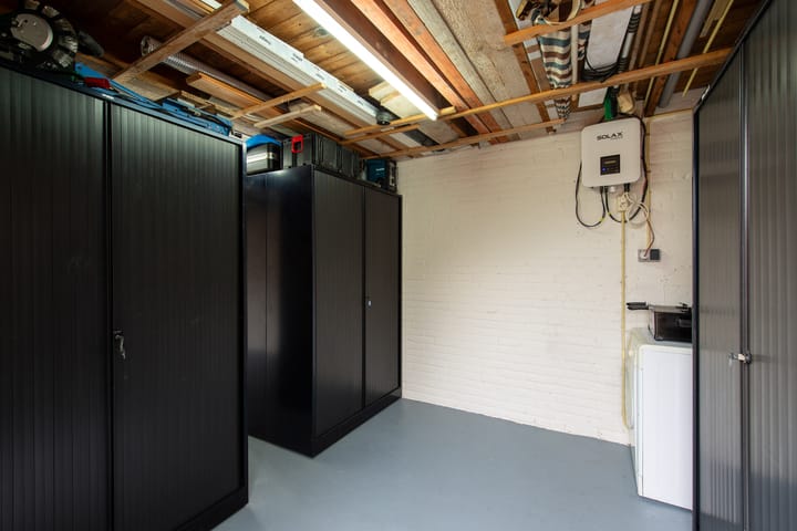 Photo 37 of Seringenstraat 23