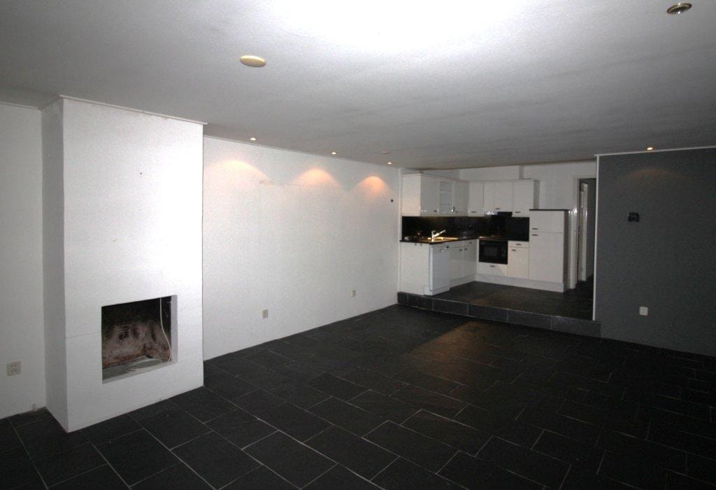 Photo 2 of van Swinderenstraat 22-A