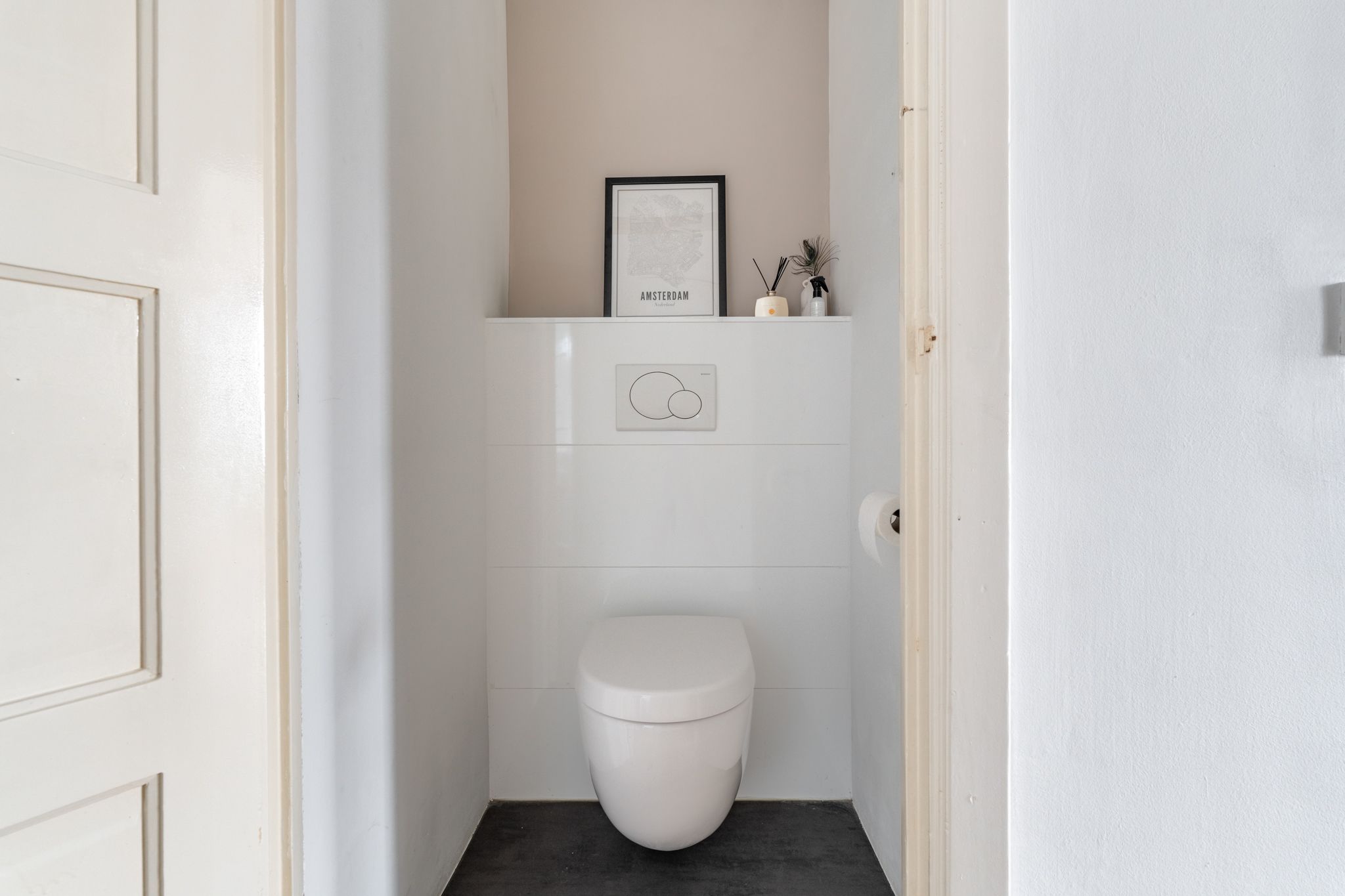 Photo 18 of Westlandgracht 107-2