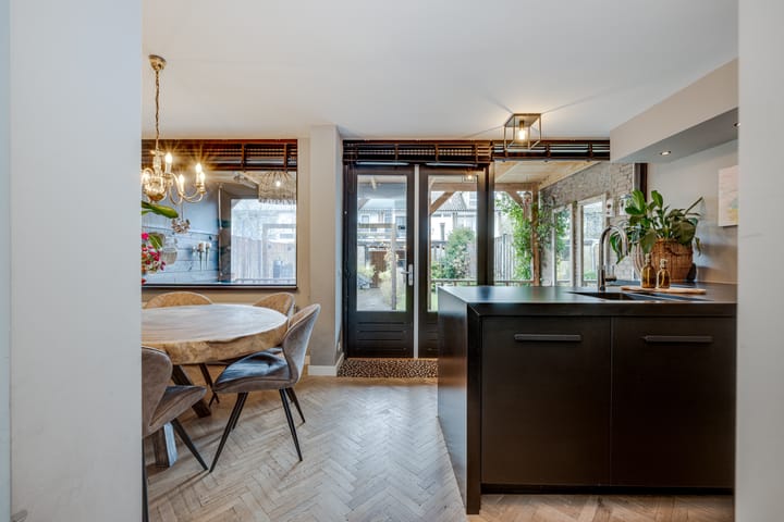 Foto 10 van Van der Helmlaan 6