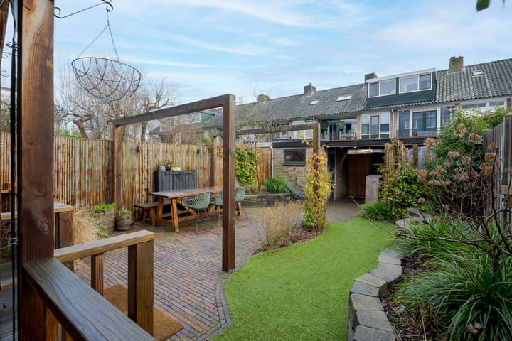 Foto 38 van Van der Helmlaan 6