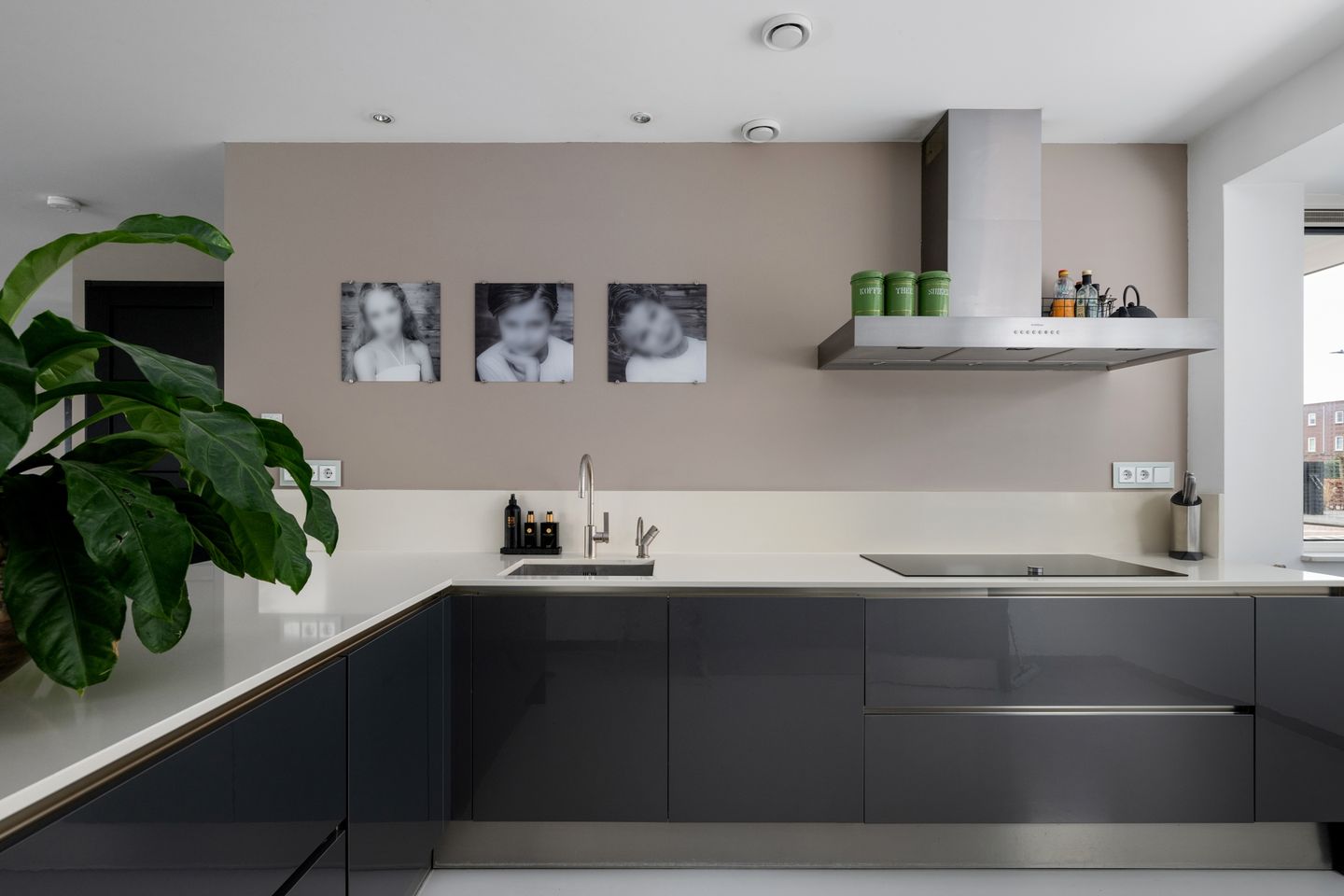 Foto 19 van Pablo Picassostraat 46