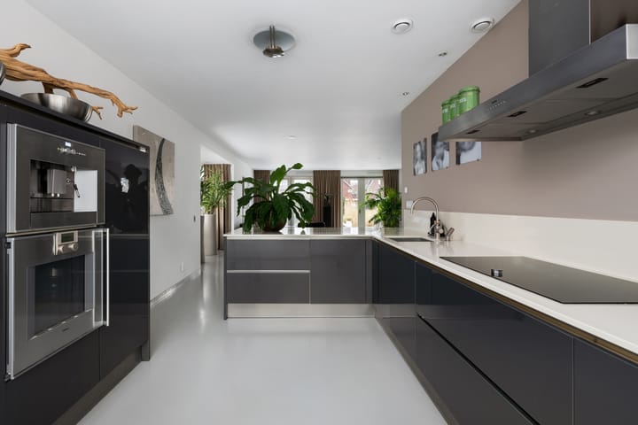 Photo 20 of Pablo Picassostraat 46