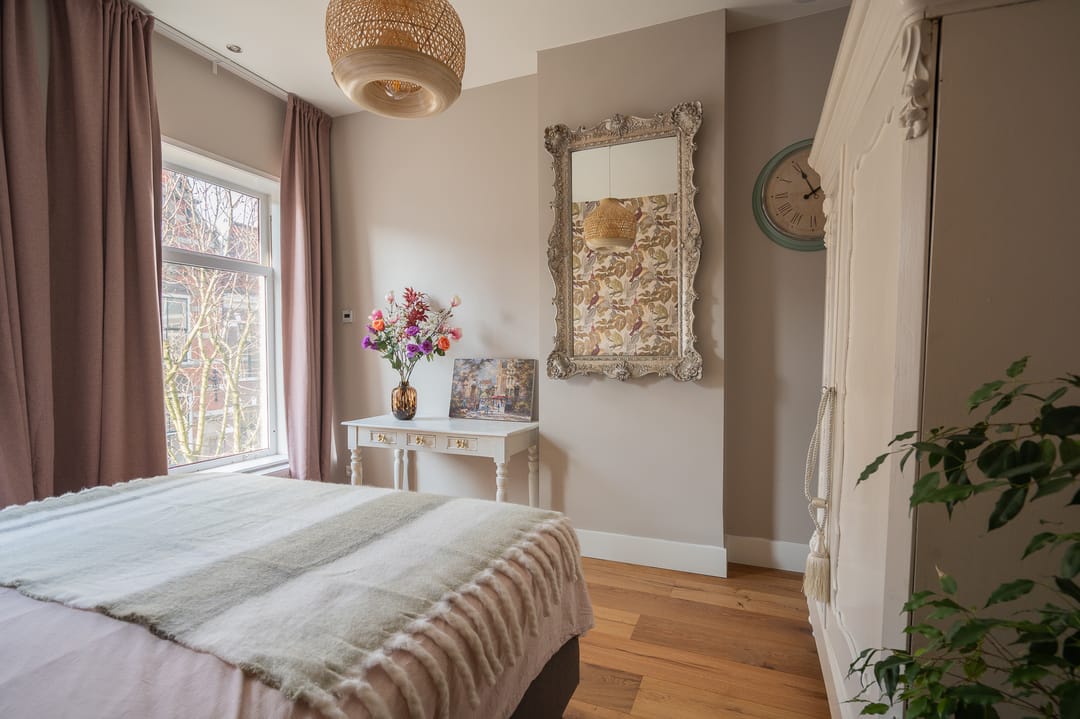 Foto 28 van Van Diemenstraat 213