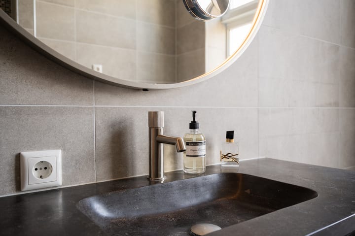 Foto 40 van Van Diemenstraat 213