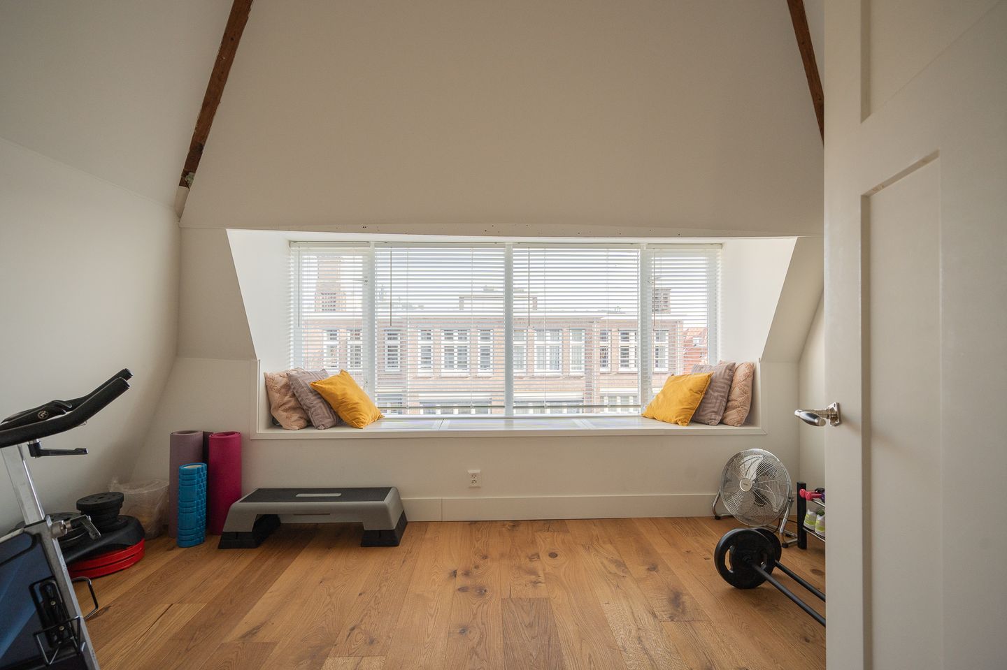 Foto 50 van Van Diemenstraat 213