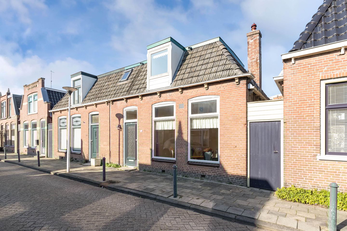 Foto 1 van Dr Jelle Bangastraat 28