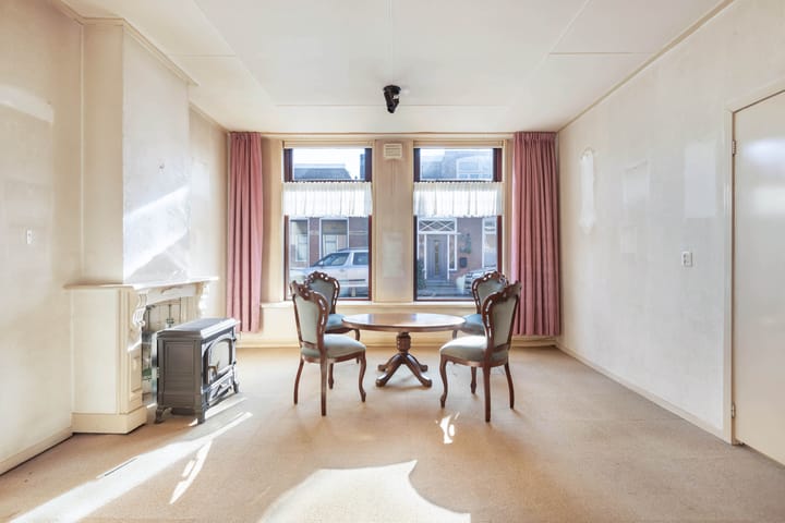 Foto 8 van Dr Jelle Bangastraat 28