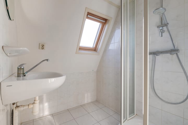 Foto 19 van Dr Jelle Bangastraat 28