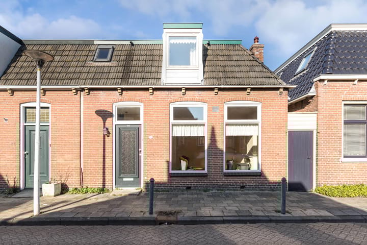 Foto 27 van Dr Jelle Bangastraat 28