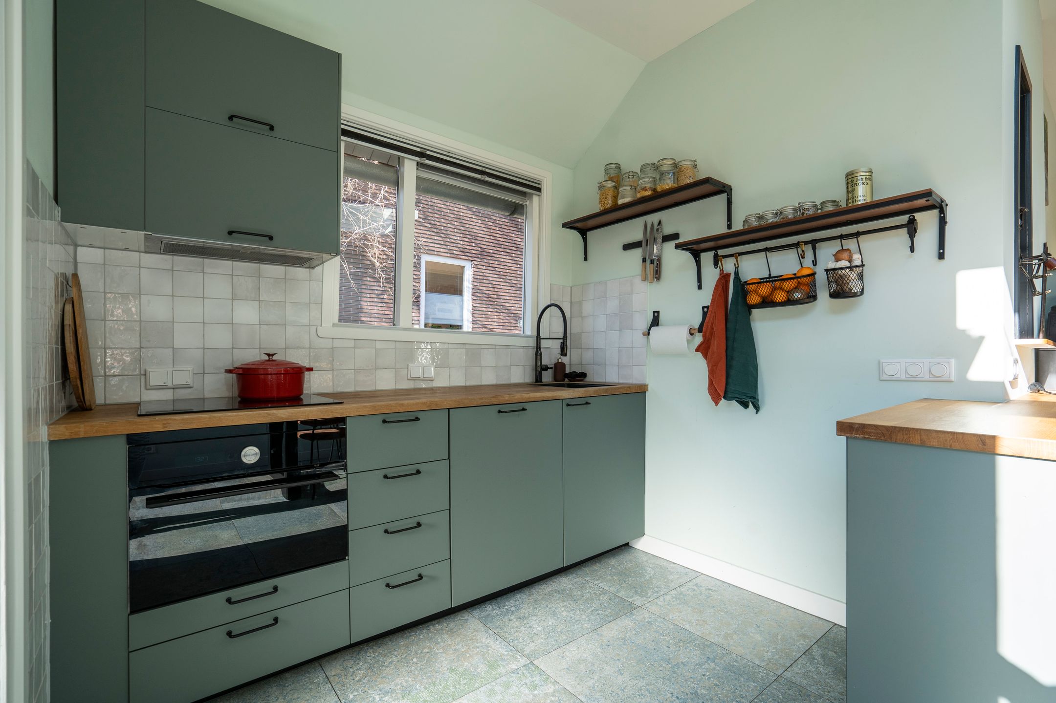 Foto 12 van Burg. Gaarlandtstraat 54