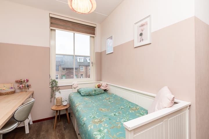 Foto 40 van Nobelstraat 82