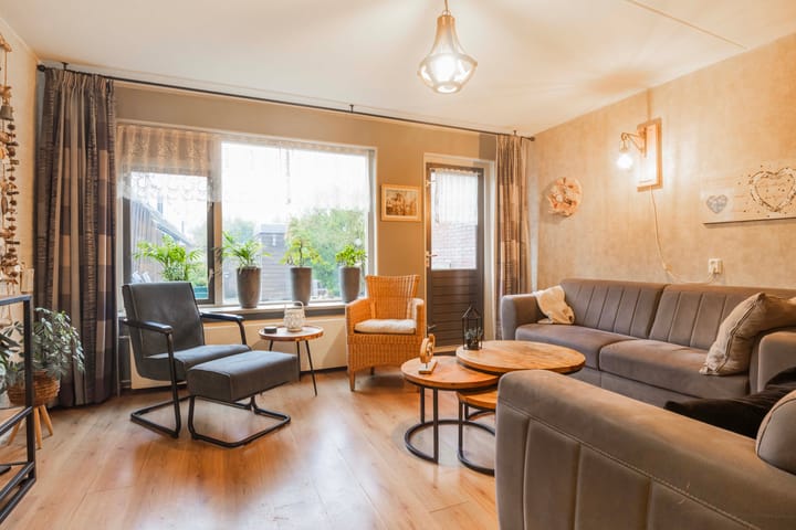 Foto 2 van De Moucheronstraat 5