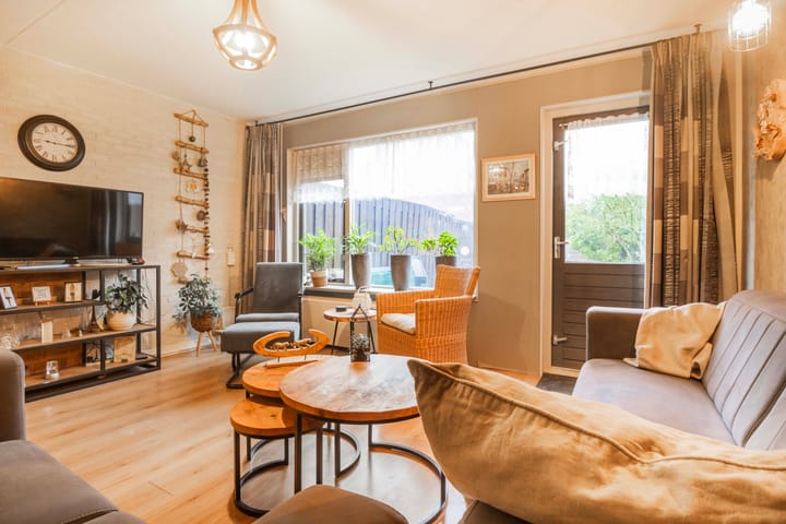 Foto 7 van De Moucheronstraat 5