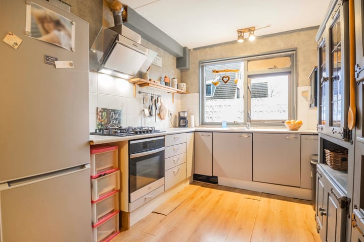 Foto 11 van De Moucheronstraat 5