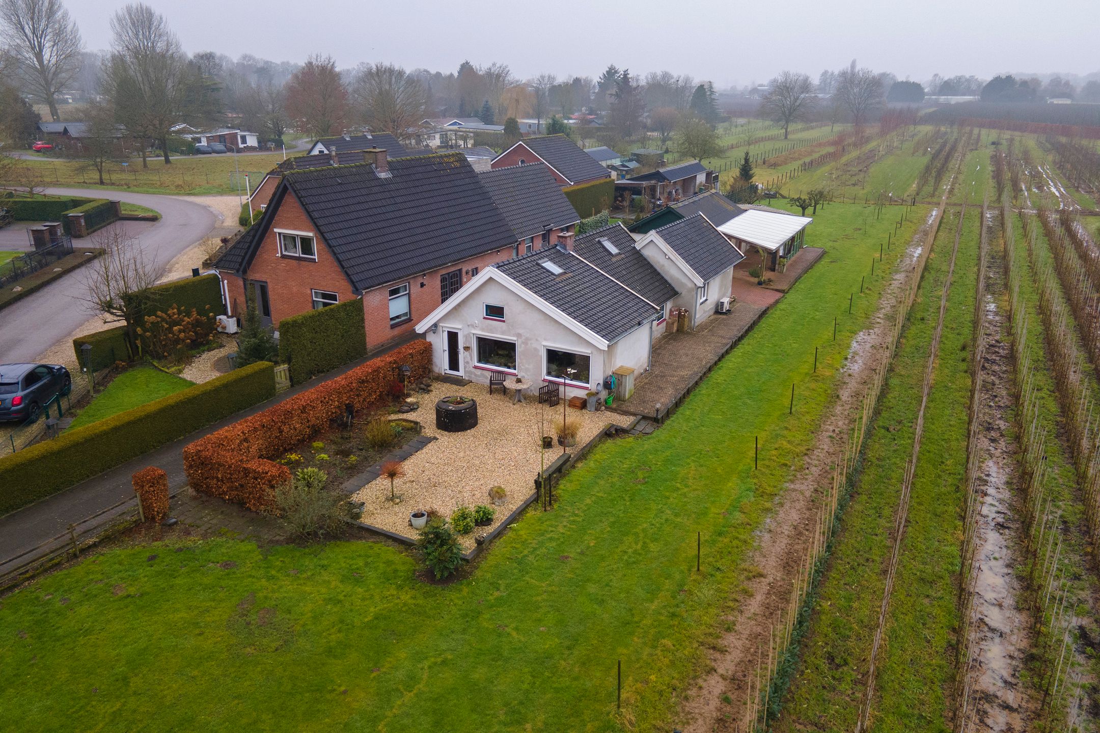 Foto 3 van Luchtenburg 60