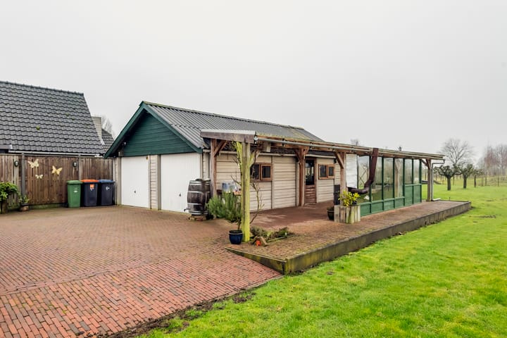 Foto 10 van Luchtenburg 60