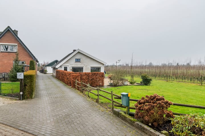 Foto 15 van Luchtenburg 60