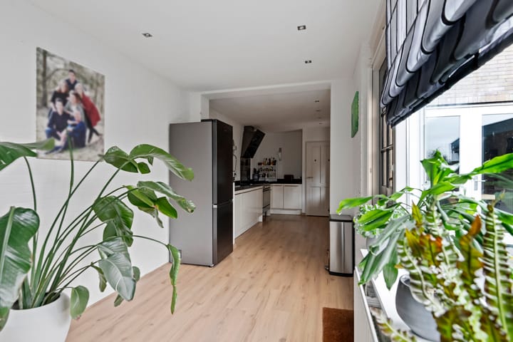 Photo 4 of Klaproosstraat 8