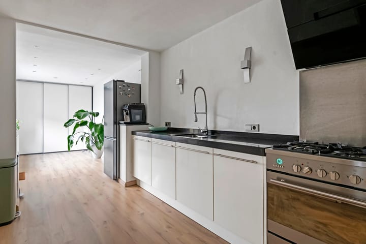 Photo 14 of Klaproosstraat 8