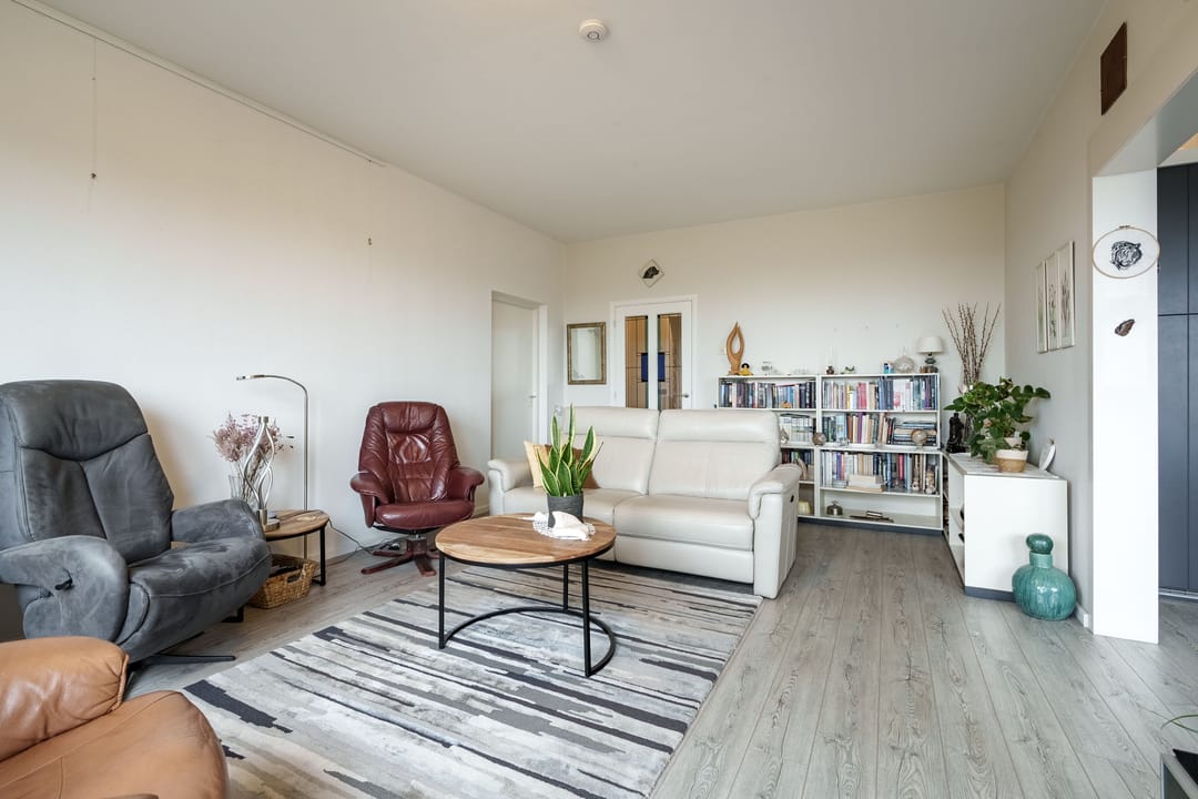 Photo 8 of Generaal Foulkesweg 219