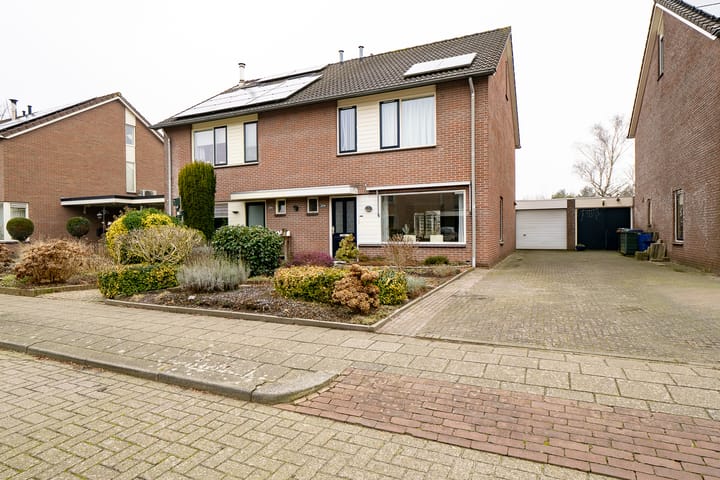 Foto 1 van Kruidenlaan 204