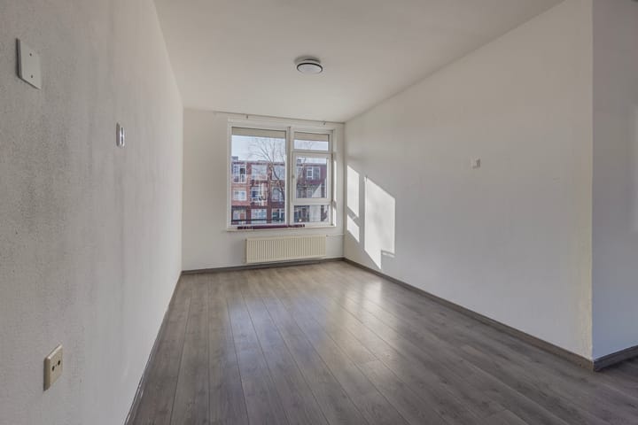 Photo 14 of Iepenlaan 28