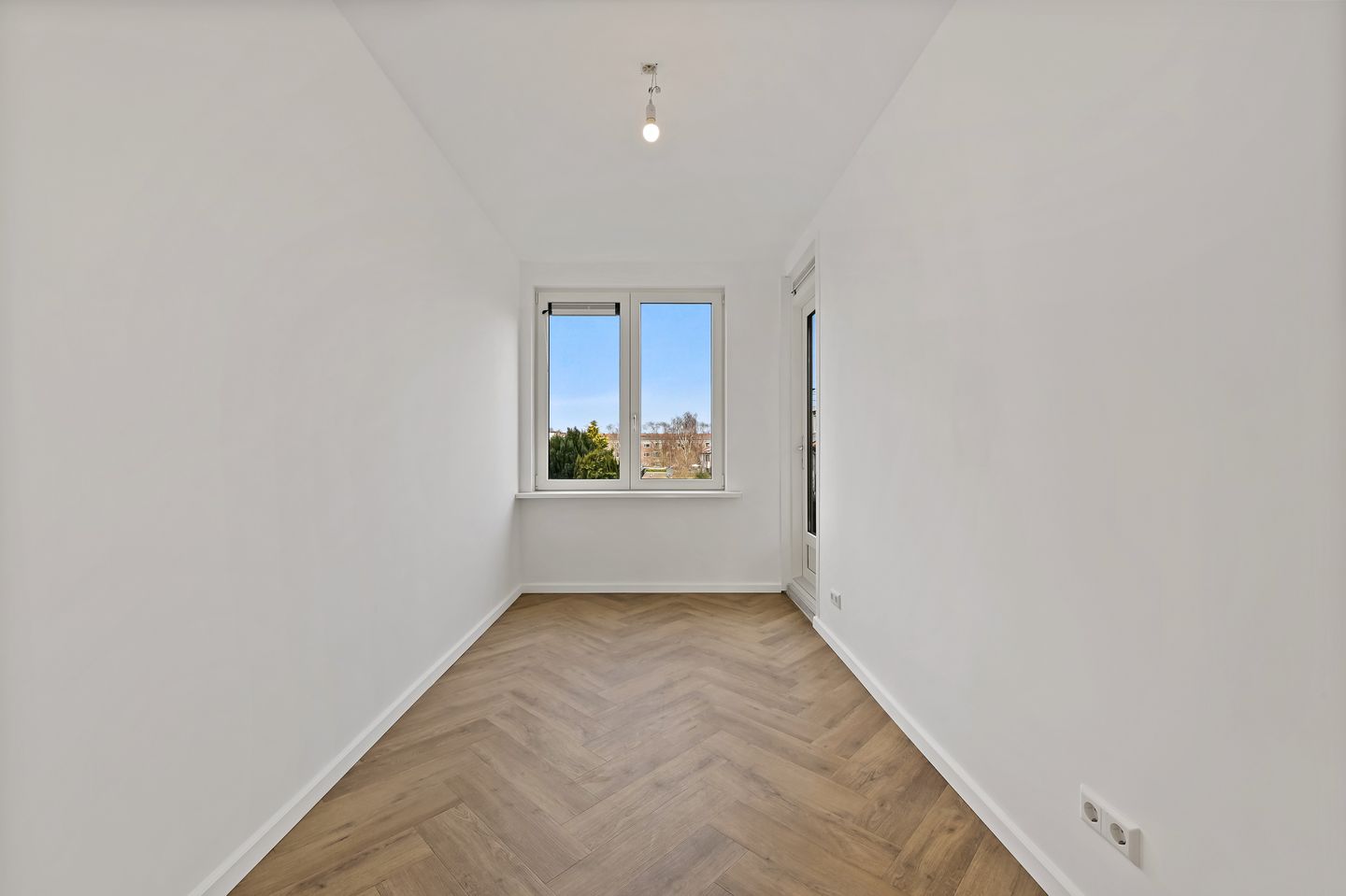 Photo 25 of Jacob van den Eyndestraat 57