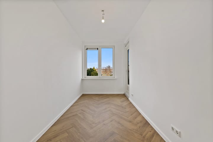 Photo 25 of Jacob van den Eyndestraat 57