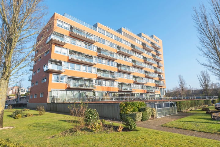 Foto 1 van De Hoven 17