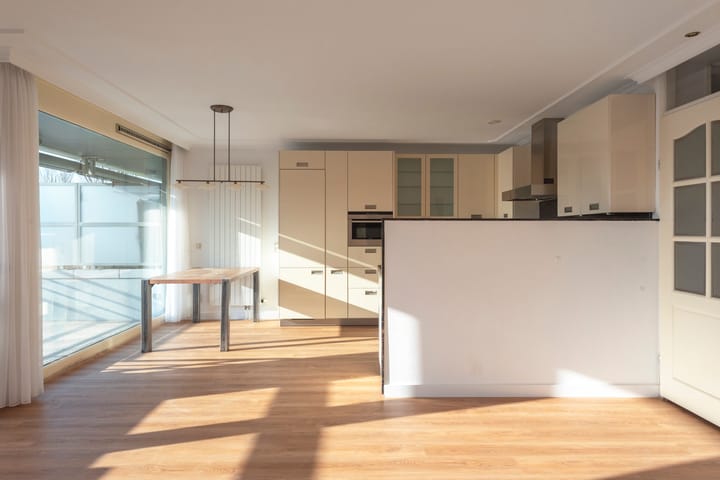 Foto 8 van De Hoven 17