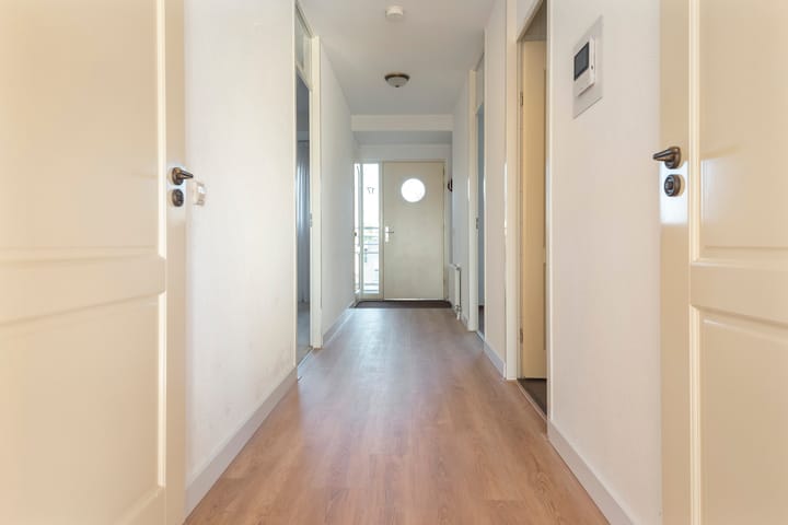 Foto 15 van De Hoven 17