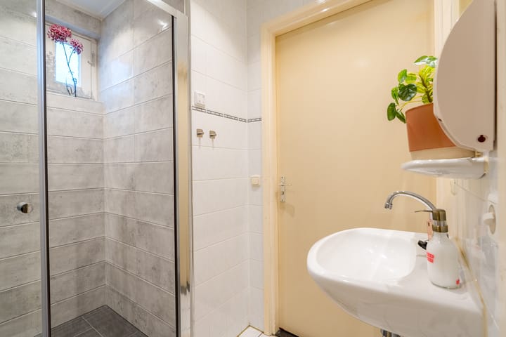 Foto 32 van Hoofdweg 116