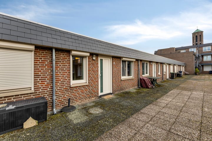 Photo 13 of Patronaat 12