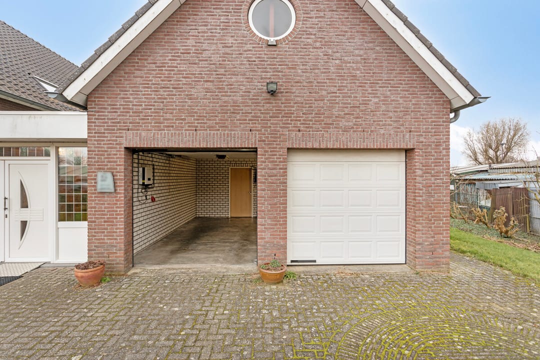 Foto 56 van Aan de Linde 26