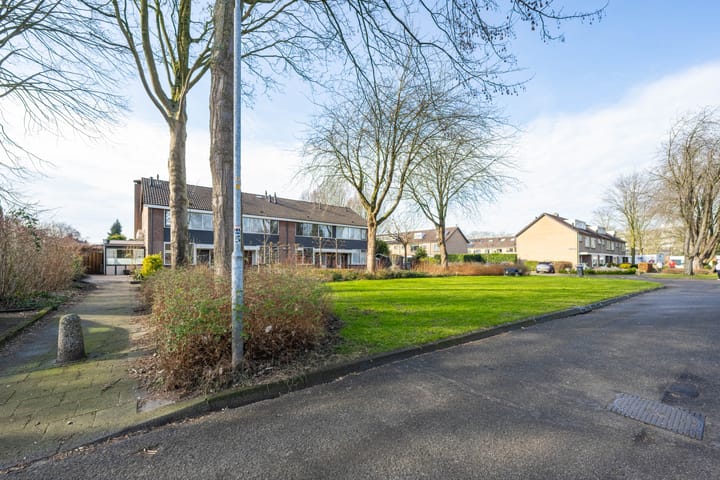 Foto 8 van Prof. Donderslaan 18