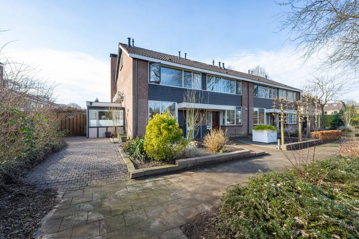 Foto 10 van Prof. Donderslaan 18