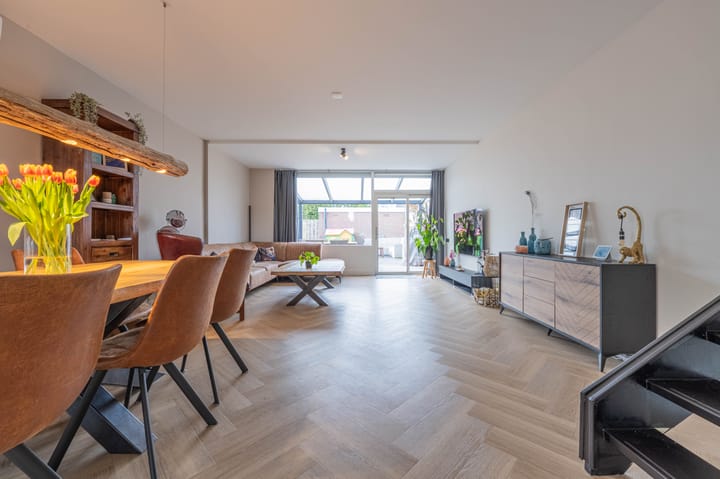 Foto 15 van Prof. Donderslaan 18