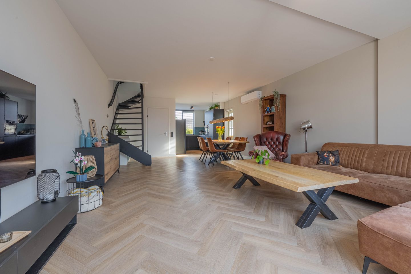 Foto 19 van Prof. Donderslaan 18