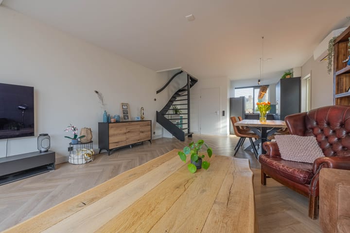 Foto 20 van Prof. Donderslaan 18