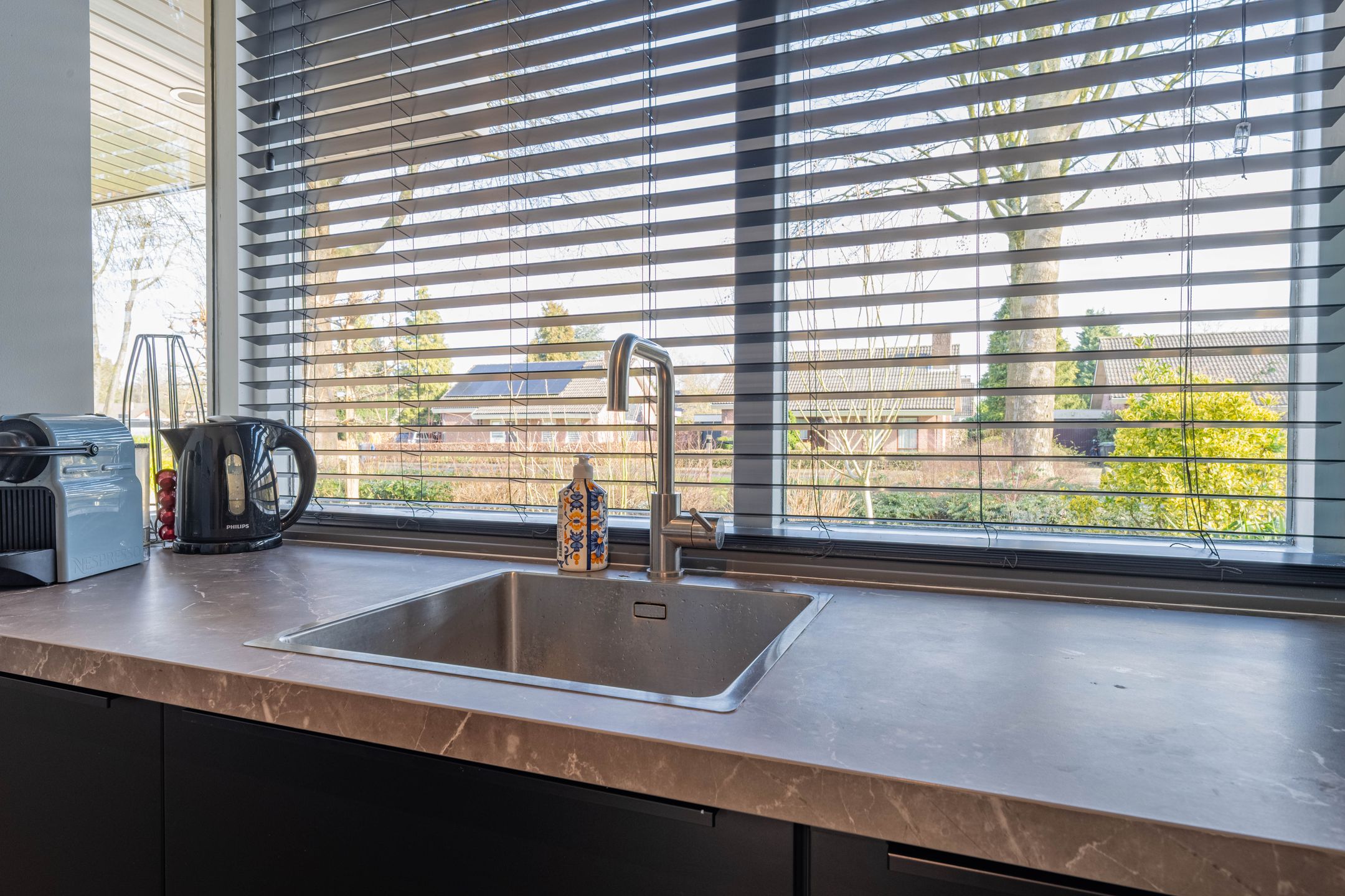 Foto 30 van Prof. Donderslaan 18