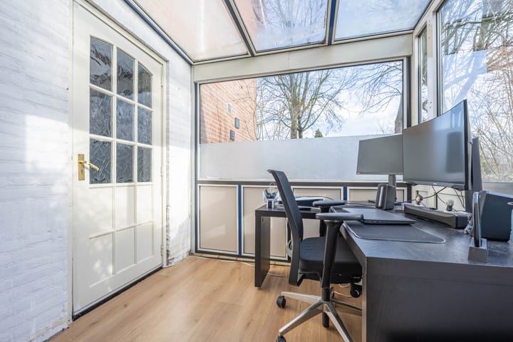 Foto 37 van Prof. Donderslaan 18